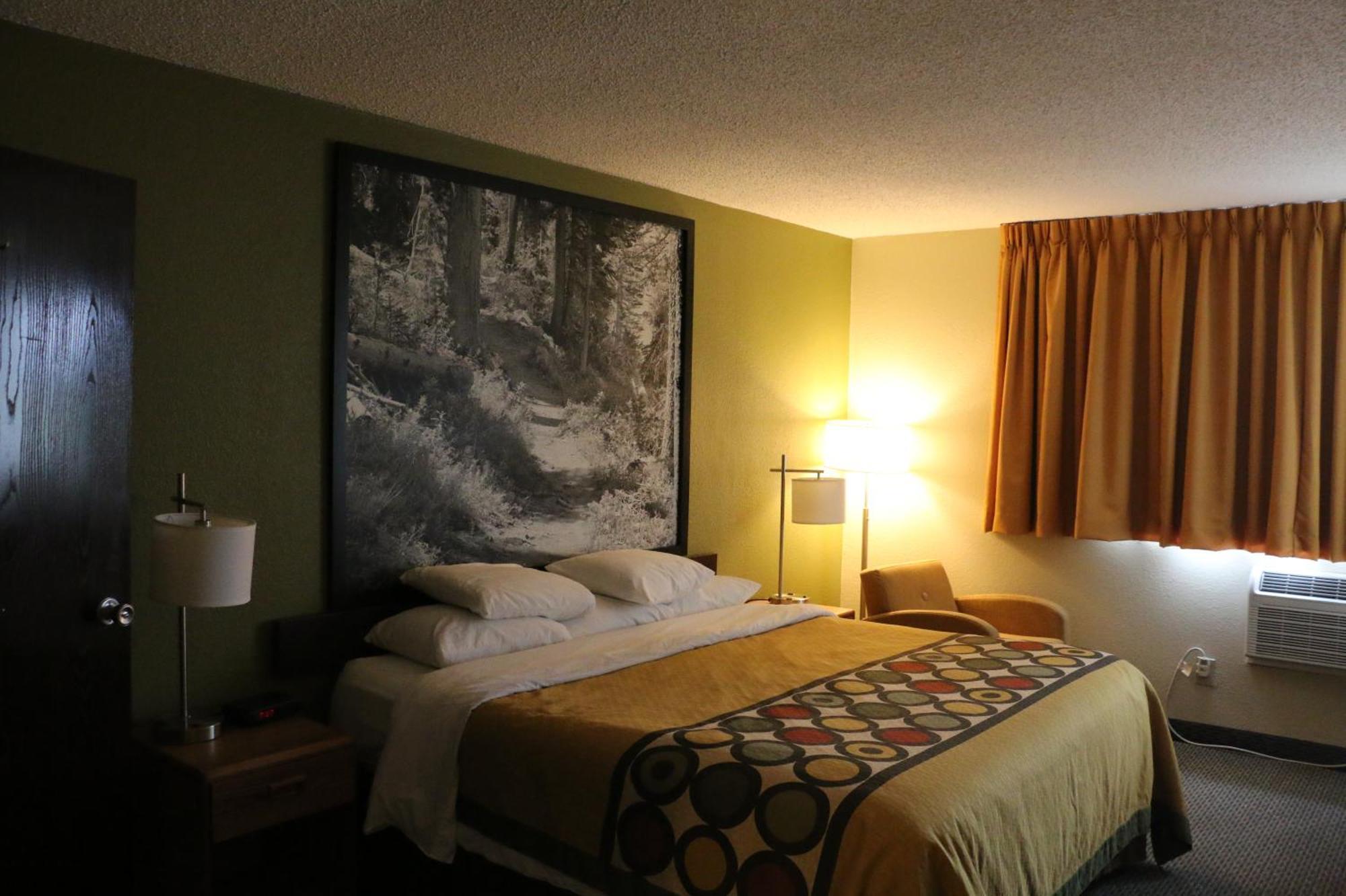 מלון Super 8 By Wyndham Windsor/Madison North חדר תמונה