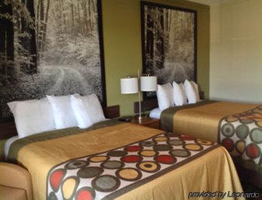 מלון Super 8 By Wyndham Windsor/Madison North מראה חיצוני תמונה